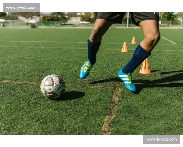 从战术设计到临门一脚全面解析足球定位球进攻艺术与制胜核心密码